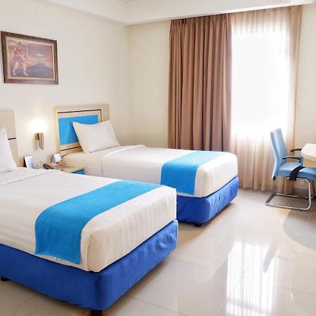 Hotel Brothers Biru Solo Baru Luaran gambar