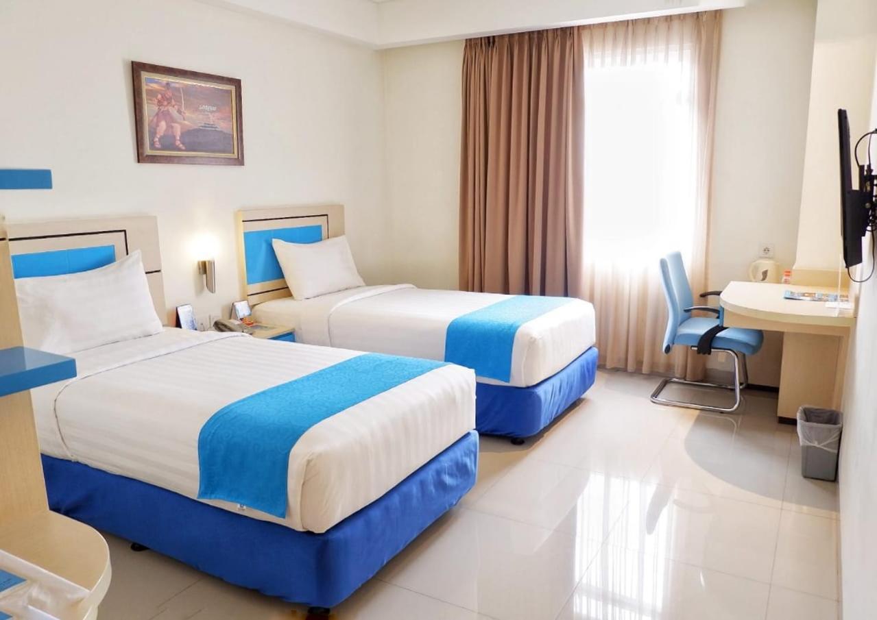 Hotel Brothers Biru Solo Baru Luaran gambar