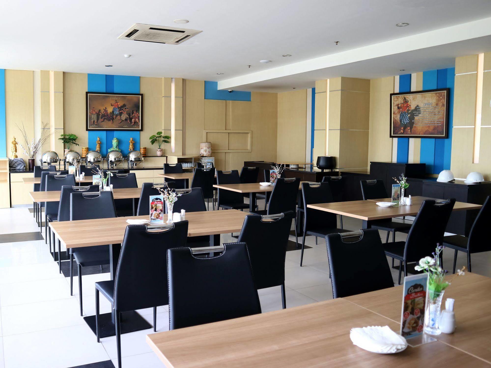 Hotel Brothers Biru Solo Baru Luaran gambar