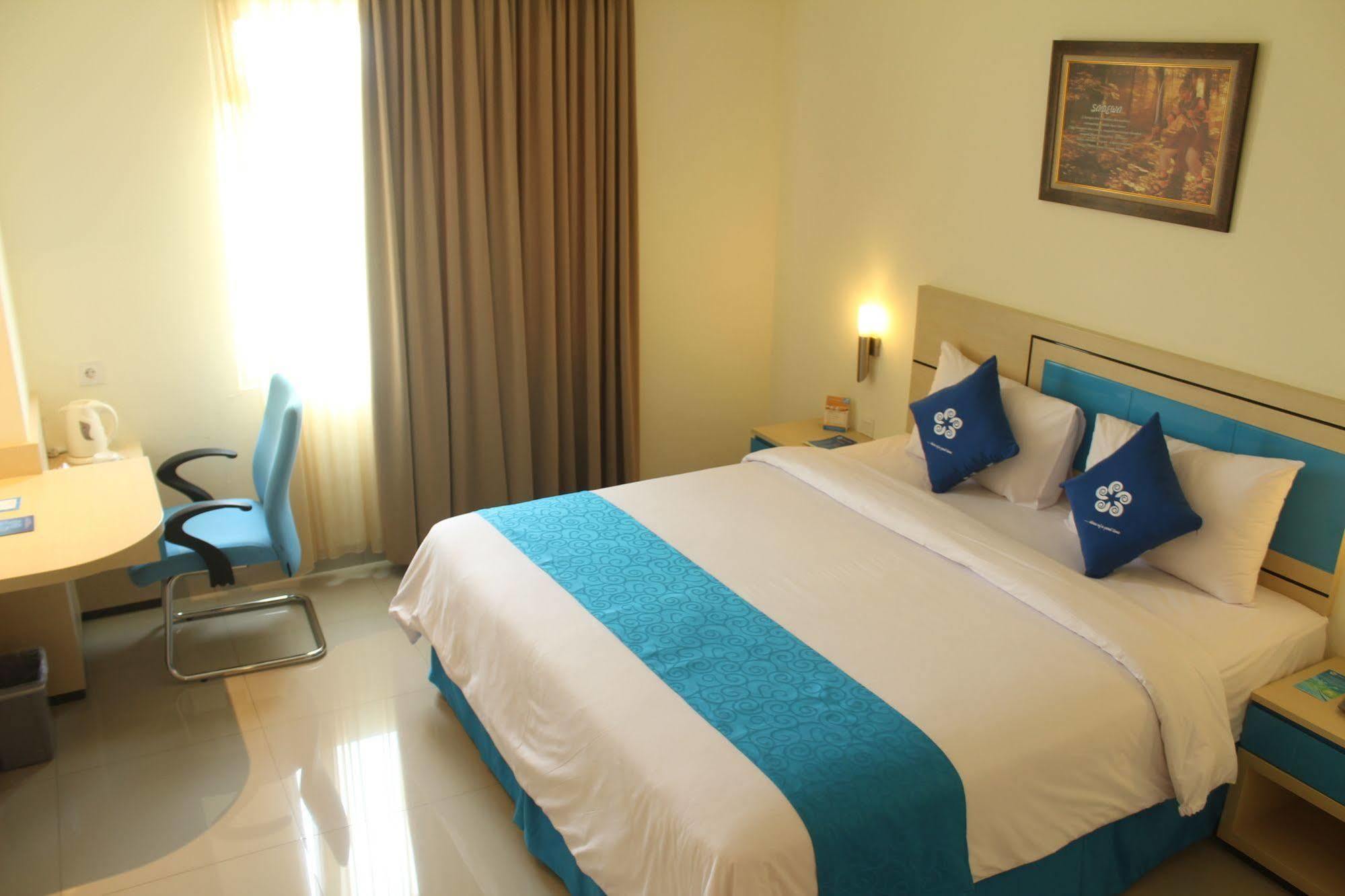 Hotel Brothers Biru Solo Baru Luaran gambar