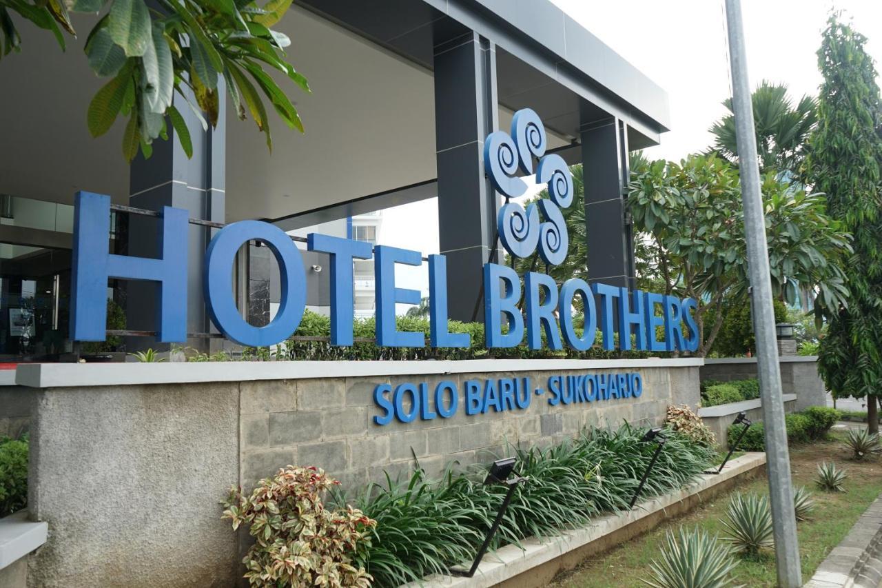 Hotel Brothers Biru Solo Baru Luaran gambar