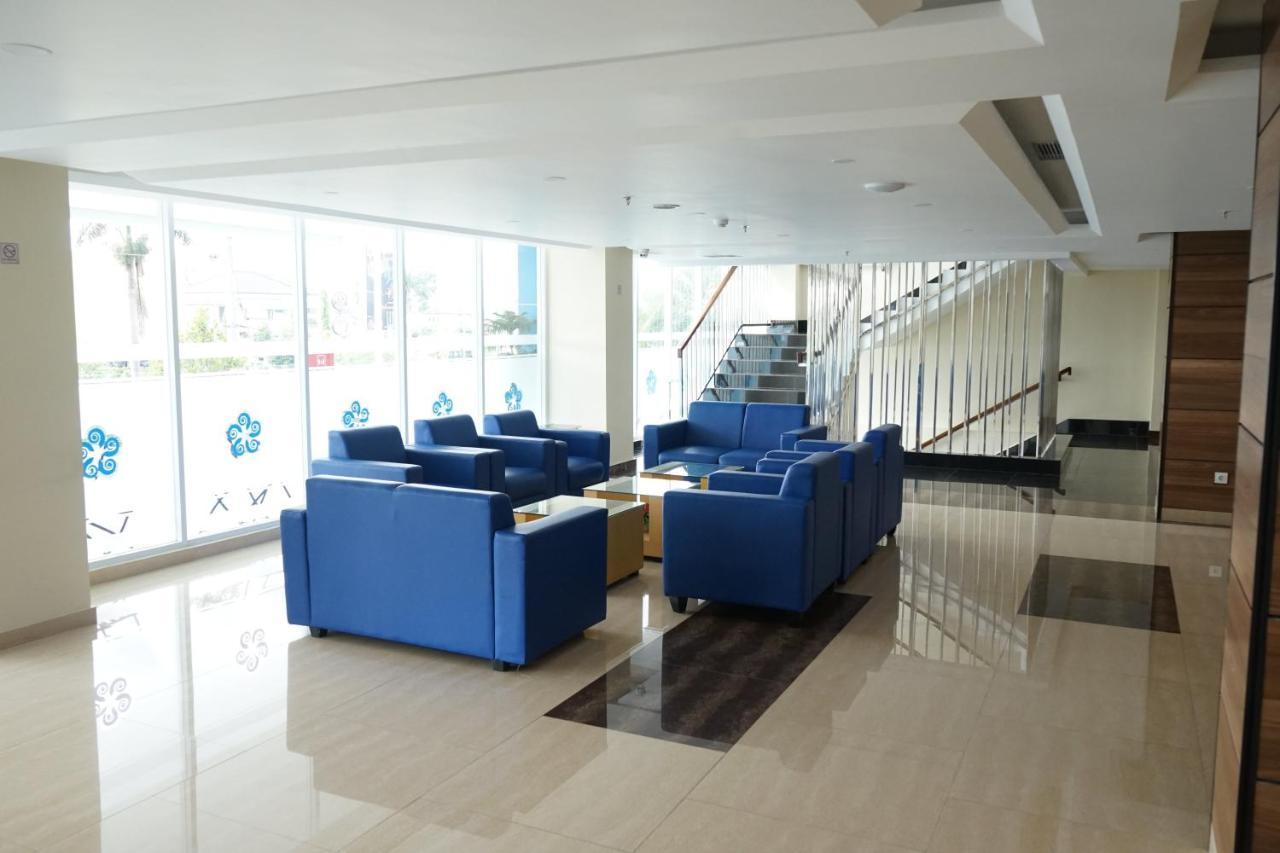 Hotel Brothers Biru Solo Baru Luaran gambar